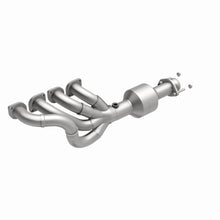 Load image into Gallery viewer, MagnaFlow Direct Fit Catalytic Converter BMW 5-6 06-09 D/S OEM