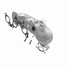 Load image into Gallery viewer, MagnaFlow DF Catalytic Conv 02-03 Lexus ES300 3.0L / 02-03 Toyota Camary 3.0L Rear - California