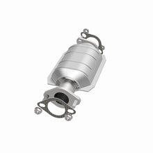 Load image into Gallery viewer, MagnaFlow Direct Fit Catalytic Converter 05-06 Kia Sportage 2.0L