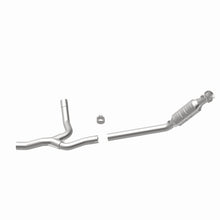 Load image into Gallery viewer, MagnaFlow Direct Fit Catalytic Converter 04-05 Dodge RAM 1500 Pickup 3.7L (Inc 4WD 4.7L) P/S