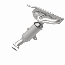 Load image into Gallery viewer, MagnaFlow Direct Fit Catalytic Converter 03-04 Ford Focus 2.3L Manifold (Eng Code Z)