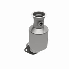 Load image into Gallery viewer, MagnaFlow DF Cat Conv 99-05 Subaru Forester/96-97 &amp; 99-05 Impreza/01-03 Legacy/00-05 Outback Frt/Rr