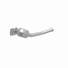 Load image into Gallery viewer, MagnaFlow Direct Fit Catalytic Conv 13-18 Dodge Durango 3.6L V6 / 13-18 Jeep Grand Cherokee 3.6L V6