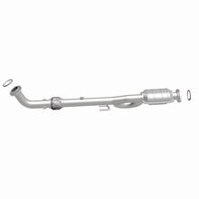 Load image into Gallery viewer, MagnaFlow Direct Fit Catalytic Converter 10-11 Toyota Camry 2.5L