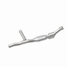 Load image into Gallery viewer, MagnaFlow Direct Fit Catalytic Converter 01-03 F150 5.4 Passenger Side OEM