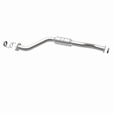 Load image into Gallery viewer, MagnaFlow Direct Fit Catalytic Converter 06-08 Suzuki Grand Vitara 2.7L