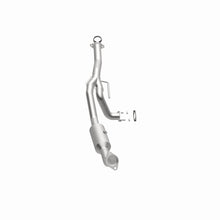 Load image into Gallery viewer, MagnaFlow Direct Fit Catalytic Converter California Grade 07-08 Ford Ranger 3.0L