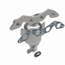 Load image into Gallery viewer, MagnaFlow Direct Fit Catalytic Converter Honda 00-05 Civic 1.7L