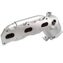 Load image into Gallery viewer, MagnaFlow Direct Fit Catalytic Converter 00 Suzuki Grand Vitara 2.5L