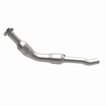 Load image into Gallery viewer, MagnaFlow Direct Fit Catalytic Converter 05-08 LR3/RR Sport D/S OEM