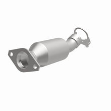 Load image into Gallery viewer, MagnaFlow Direct Fit Catalytic Converter 12-16 Toyota Prius C 1.5L