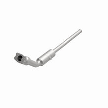 Load image into Gallery viewer, MagnaFlow Direct Fit Catalytic Converter 2000 Volvo S70 2.4L