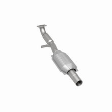 Load image into Gallery viewer, MagnaFlow Direct Fit Catalytic Converter Volvo S40/V40 1.9L Rear
