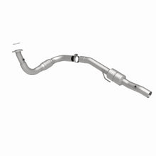 Load image into Gallery viewer, MagnaFlow Direct Fit Catalytic Converter 00-06 Chevy/GMC Driver Side 6.0L