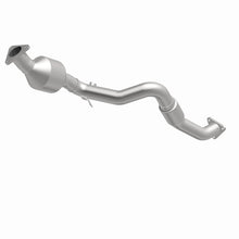 Load image into Gallery viewer, MagnaFlow Direct Fit Catalytic Converter 07 VW Touareg 3.6L Front close