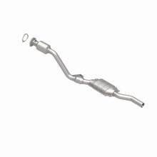 Load image into Gallery viewer, MagnaFlow Direct Fit Catalytic Converter 03 Volkswagen Passat 2.8L