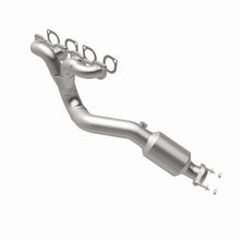 Load image into Gallery viewer, MagnaFlow Direct Fit Catalytic Converter BMW 99-03 540I 4.4L / 99-01 740I 4.4L California - D/S