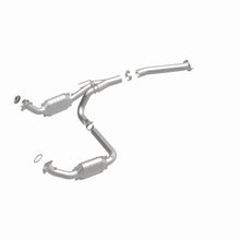 Load image into Gallery viewer, MagnaFlow Direct Fit Catalytic Converter 03- Chevy Express 4.3L/5.4L