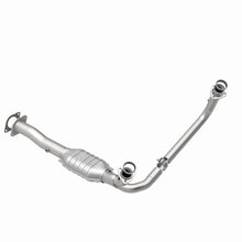 Load image into Gallery viewer, MagnaFlow Direct Fit Catalytic Converter GM 1500/2500/3500 Truck 96-