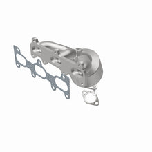 Load image into Gallery viewer, MagnaFlow Direct Fit Catalytic Converter 06-08 Kia Optima 2.7L
