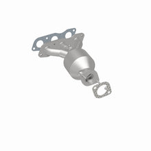 Load image into Gallery viewer, MagnaFlow Direct Fit Catalytic Converter 07-09 Mitsu Outlander 3.0L