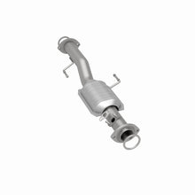 Load image into Gallery viewer, MagnaFlow Direct Fit Catalytic Conv 1999-02 Toyota 4Runner 3.4L Rear *Not for Sale in California*