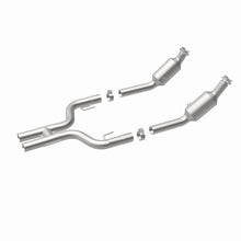 Load image into Gallery viewer, MagnaFlow Direct Fit Catalytic Converter Mustang 05-09 4.6L OEM