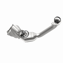 Load image into Gallery viewer, MagnaFlow Direct Fit Catalytic Converter 01-04 Explorer OEM