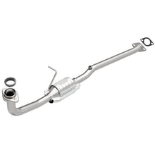 Load image into Gallery viewer, MagnaFlow Direct Fit Catalytic Converter 95-96 Geo Metro 1.0L