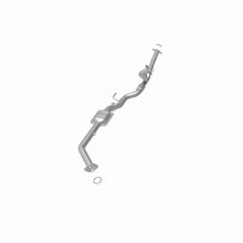 Load image into Gallery viewer, MagnaFlow Direct Fit Catalytic Converter 98-00 Sienna 3.0L