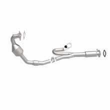 Load image into Gallery viewer, MagnaFlow Direct Fit Catalytic Converter 2010-2011 SRX 3 L Underbody