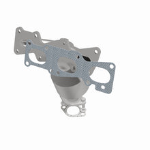 Load image into Gallery viewer, MagnaFlow Direct Fit Catalytic Converter 07-08 Hyundai Veracruz 3.8L