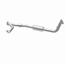 Load image into Gallery viewer, MagnaFlow Direct Fit Catalytic Converter 96-97 3.2L Passport D/S A/T