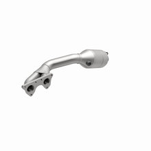 Load image into Gallery viewer, MagnaFlow Direct Fit Catalytic Converter 07-10 Audi S6 5.2L Passenger Rear Manifold