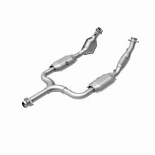 Load image into Gallery viewer, MagnaFlow Direct Fit Catalytic Converter 99/01-03 Ford Mustang 3.8L