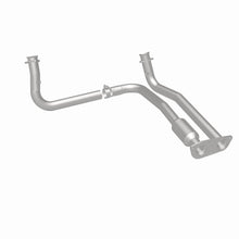 Load image into Gallery viewer, MagnaFlow Direct Fit Catalytic Converter 96-00 Chevy K3500 V8 5.7L