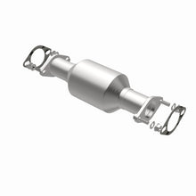 Load image into Gallery viewer, MagnaFlow Direct Fit Catalytic Converter 03-06 Kia Sorento 3.5L Rear (49 State)