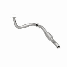 Load image into Gallery viewer, MagnaFlow Direct Fit Catalytic Converter 00-06 Chevy/GMC Driver Side 6.0L