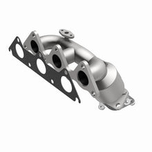 Load image into Gallery viewer, MagnaFlow Direct Fit Catalytic Converter 95-00 Sebring 2.5L Rear Manifold