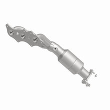 Load image into Gallery viewer, MagnaFlow Direct Fit Catalytic Converter 10-12 Toyota FJ/4Runner 4.0L