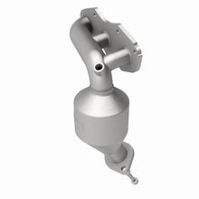 Load image into Gallery viewer, MagnaFlow Direct Fit Catalytic Converter 07-15 Toyota Sienna 3.5L
