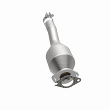 Load image into Gallery viewer, MagnaFlow Direct Fit Catalytic Converter 2010-2013 TRANSIT CONNECT 2.0 L Underbody