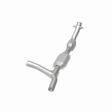 Load image into Gallery viewer, MagnaFlow Direct Fit Catalytic Converter 01-03 Ford E150 4.2L Passenger Side