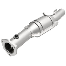 Load image into Gallery viewer, MagnaFlow Direct Fit Catalytic Converter 95 Volkswagen Golf 2.8L