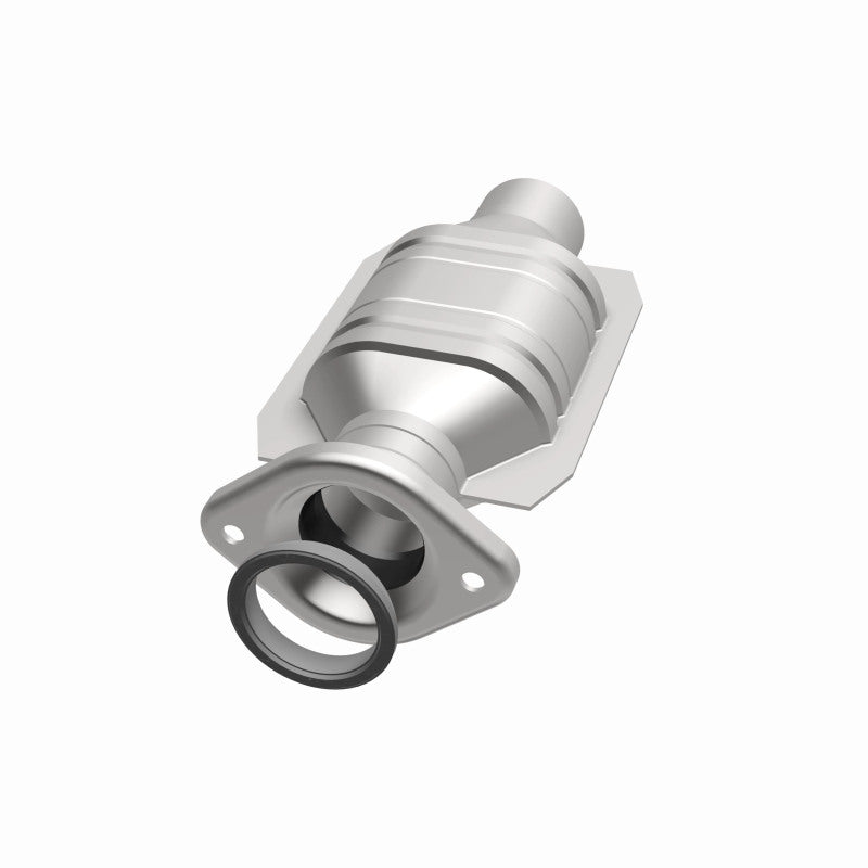 MagnaFlow Direct Fit Catalytic Converter 01-03 Highlander underbody