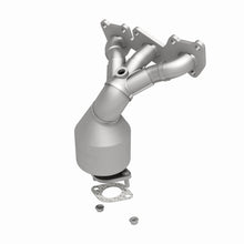 Load image into Gallery viewer, MagnaFlow Direct Fit Catalytic Converter 06-07 Hyundai Sonata 3.3L