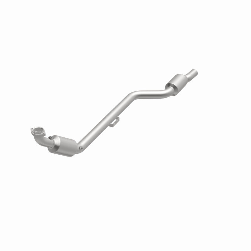 MagnaFlow Direct Fit Catalytic Converter 02-04 Mercedes C32 3.2L Passenger Side