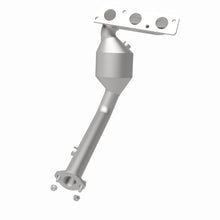 Load image into Gallery viewer, MagnaFlow Direct Fit Catalytic Converter 02-03 Freelander 2.5L