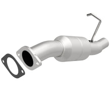Load image into Gallery viewer, MagnaFlow Direct Fit Catalytic Converter 05 Silverado 2500HD 6.0L