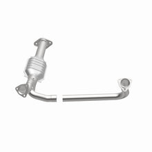 Load image into Gallery viewer, MagnaFlow Direct Fit Catalytic Converter 1995 Chevrolet G10/G20/G30 4.3L/5.0L/5.7L